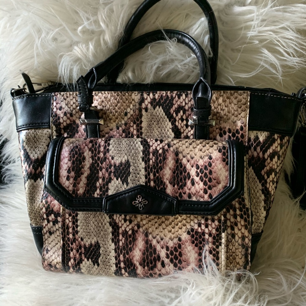 Vera Wang Handbag